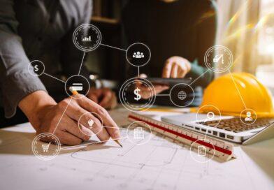 Ingenieure planen Bauprojekte mit digitalen Netzwerken | Reparaturasphalt